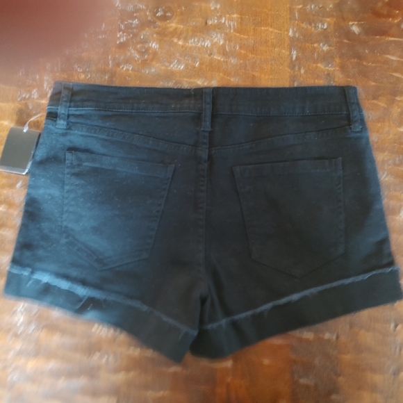 Regeneration by Celebrity Pink shorts - Picture 2 of 5